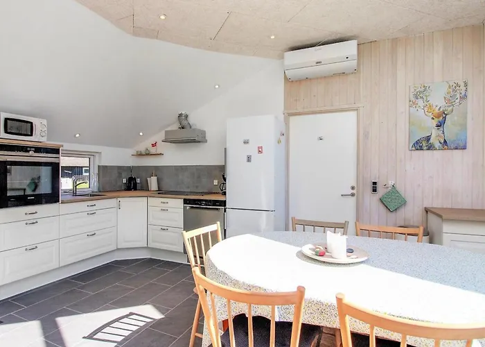 Сasa de vacaciones Annalise - 1km From The Sea By Interhome