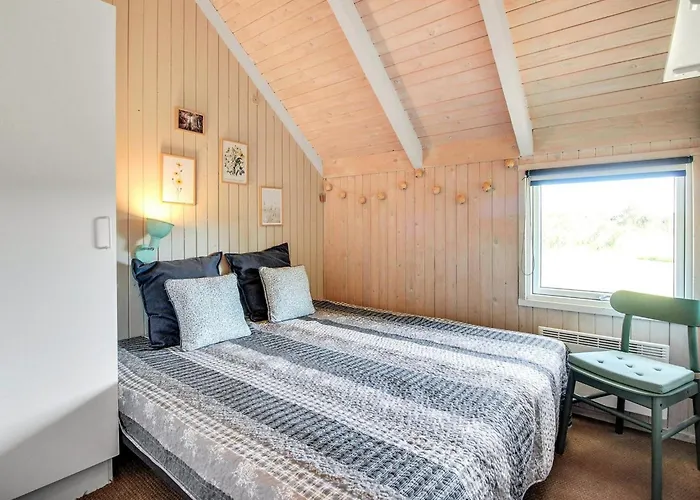 Annalise - 1km From The Sea By Interhome